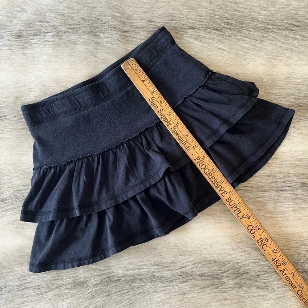 OLD NAVY Skater Scooter Skort L Black Ruffled